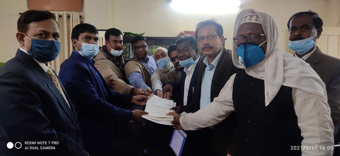 চৌগাছায় ৪ মেয়রসহ ৫০ প্রার্থীর মনোনয়নপত্র জমা
